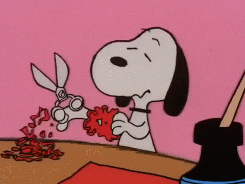 Snoopy cutting valentines